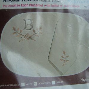 New Vtg Progress Cross Stitch Kit Personalized Quilted 4 Placemats 4 Napkins